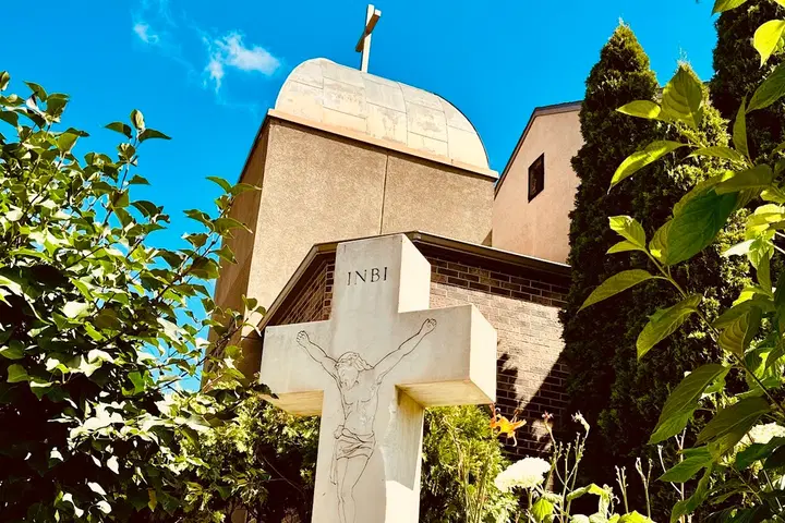 Transfiguration Greek Orthodox Church, Sioux Falls, SD — photo 3 of 9