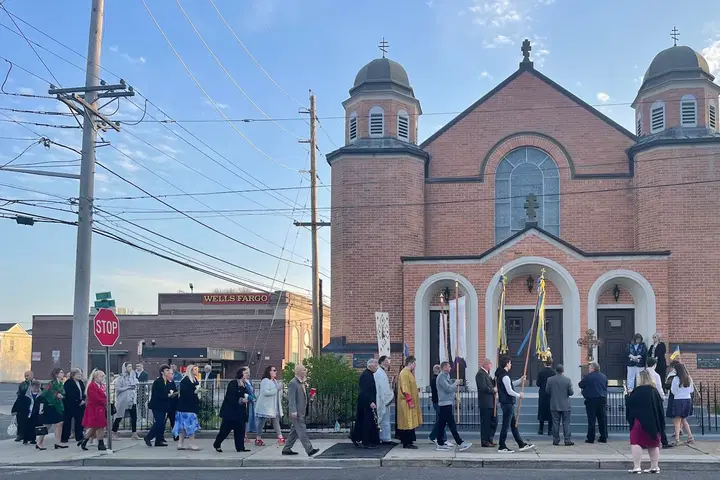 Ukrainian Orthodox Church of the Holy Trinity, Trenton, NJ — photo 3 of 16