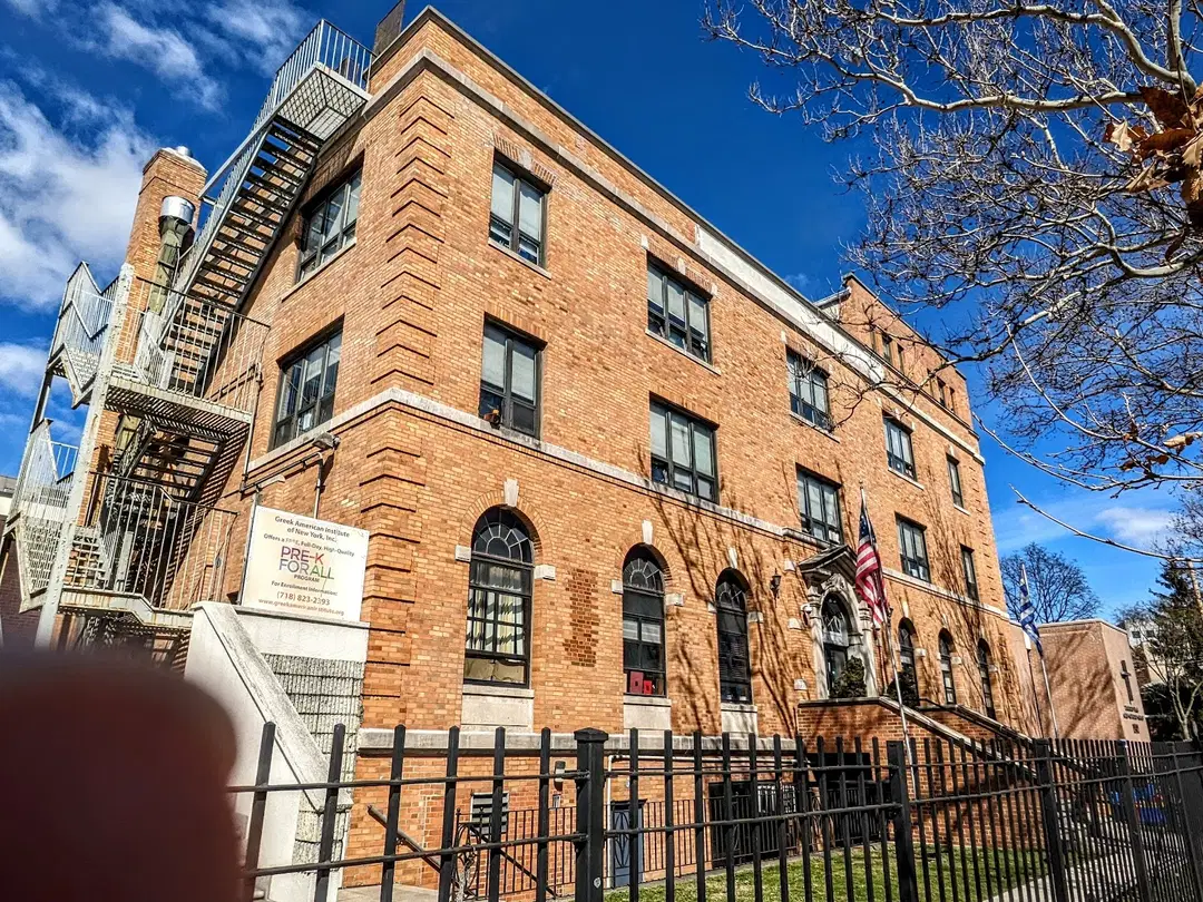 Zoodohos Peghe Greek Orthodox, Bronx, NY — photo 16 of 16