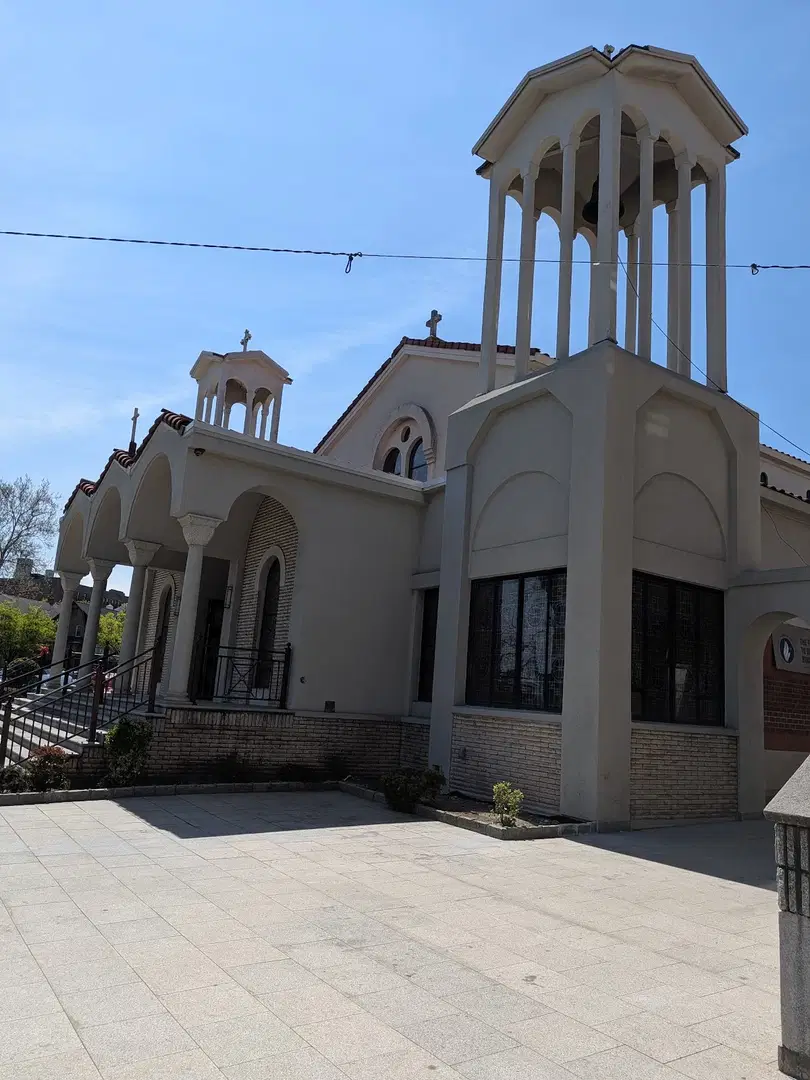Zoodohos Peghe Greek Orthodox, Bronx, NY — photo 3 of 16