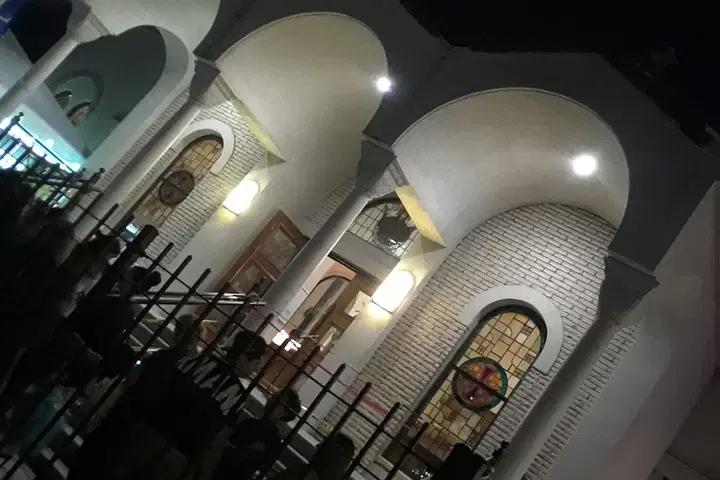 Zoodohos Peghe Greek Orthodox, Bronx, NY — photo 5 of 16